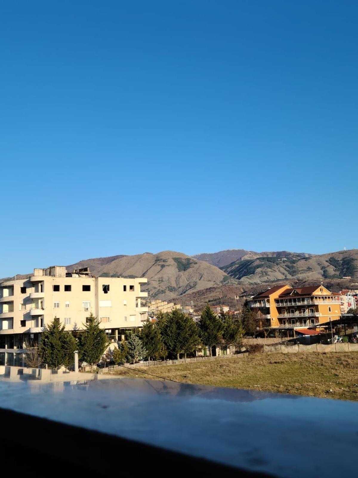 Elear Hotel Korce Exterior foto